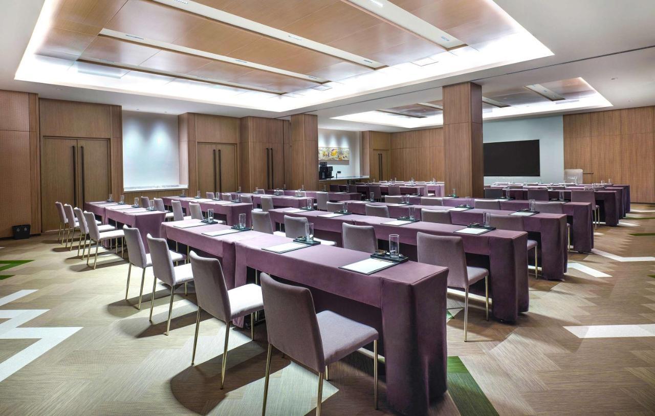 Hotel Hyatt Place Beijing Shiyuan 4*